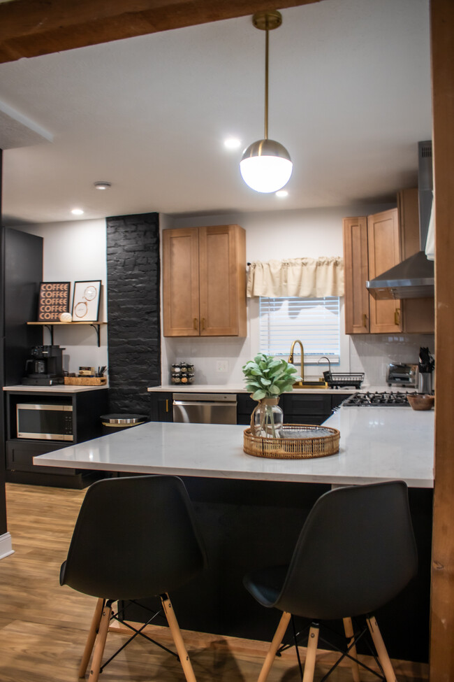 Kitchen - 4109 Bailey Ave