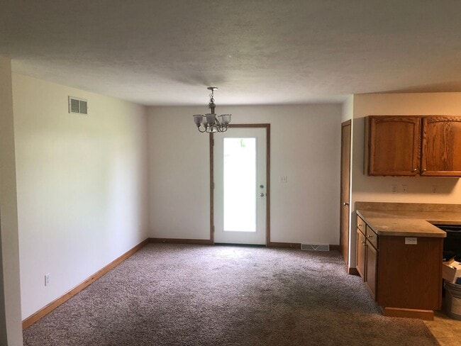 Building Photo - 2908 Eastern Rd