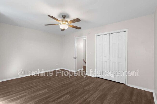 Building Photo - 735 W Ocean View Ave