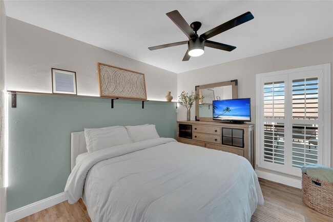 Building Photo - 15761 Windward Way Cir