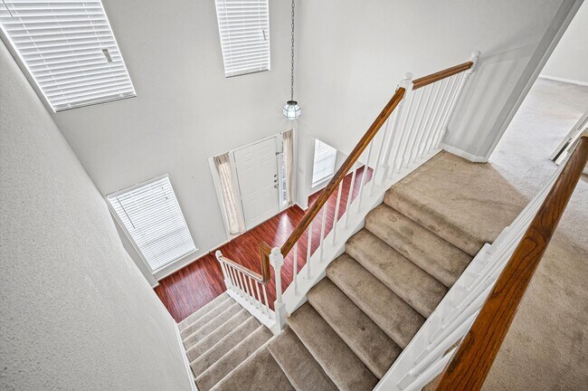 Building Photo - 3018 Granite Lake Dr