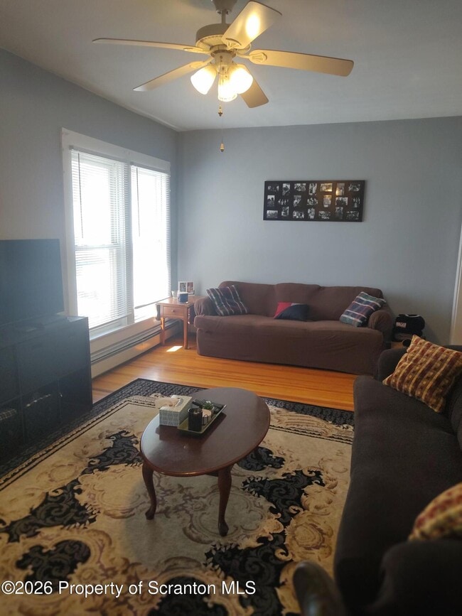 Building Photo - 1019 Delaware St