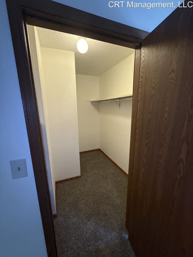 Building Photo - Spacious 1 Bed, 1 Bath Condo – Prime Lowry...