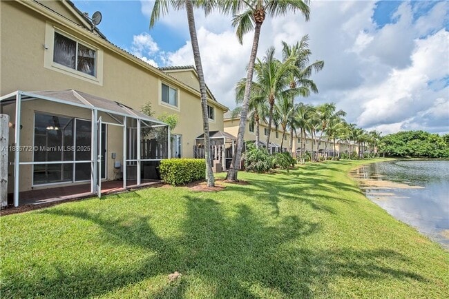 Building Photo - 2470 Cordoba Bend