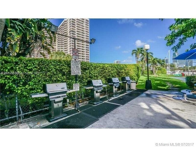 Building Photo - 500 Three Islands Boulevard