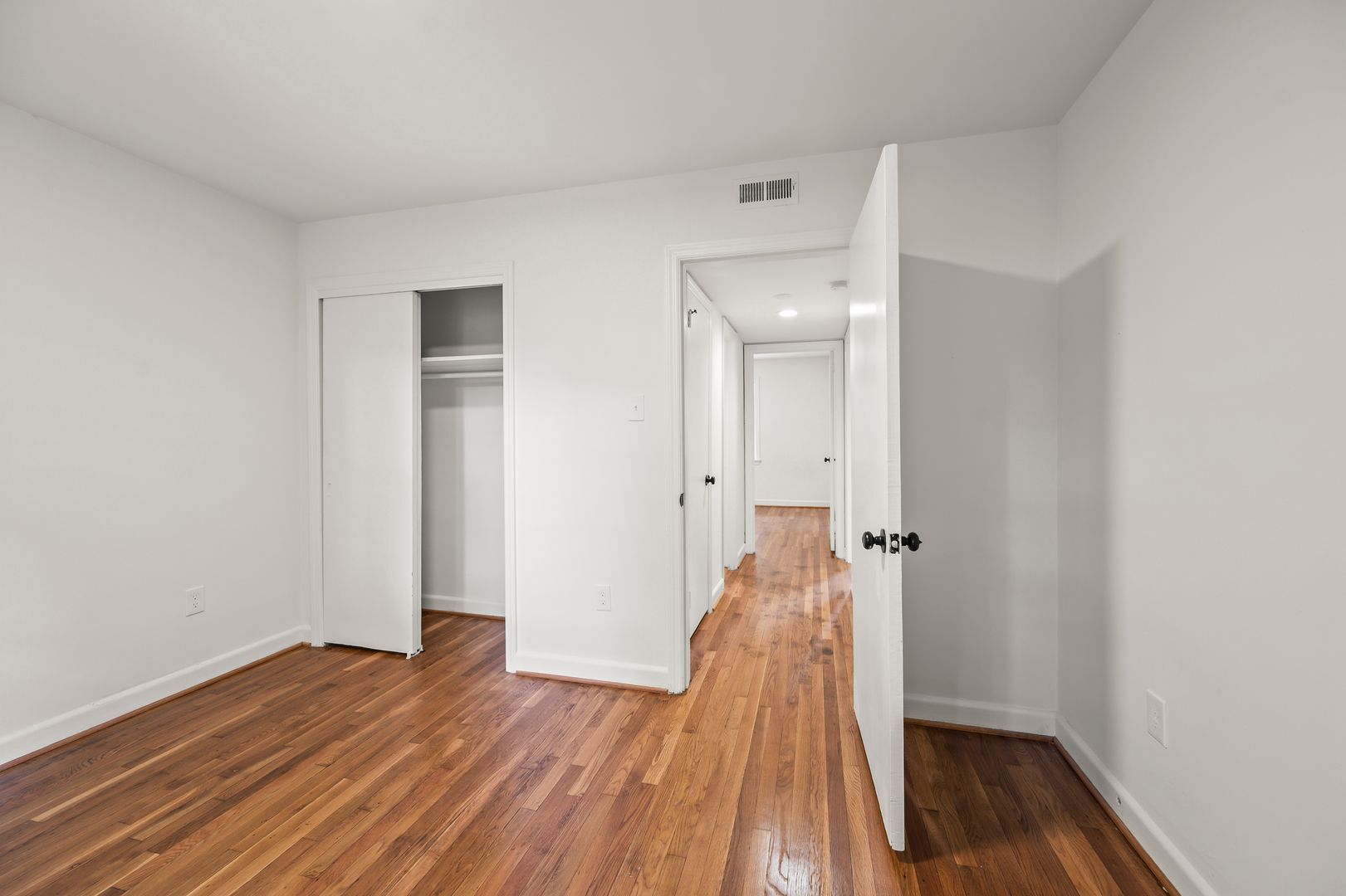 Building Photo - 1640 W Northwest Blvd