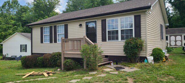 Building Photo - 236 Childs Rd
