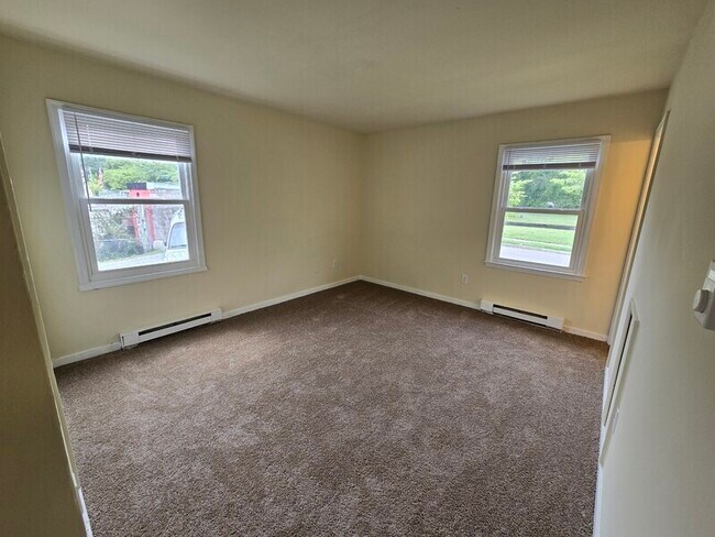 Building Photo - 3614 Lawson St