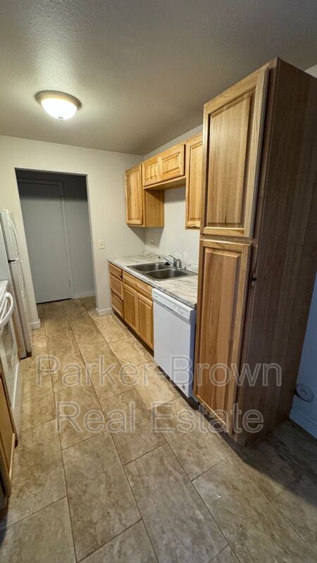 Building Photo - 3414 S 300 E