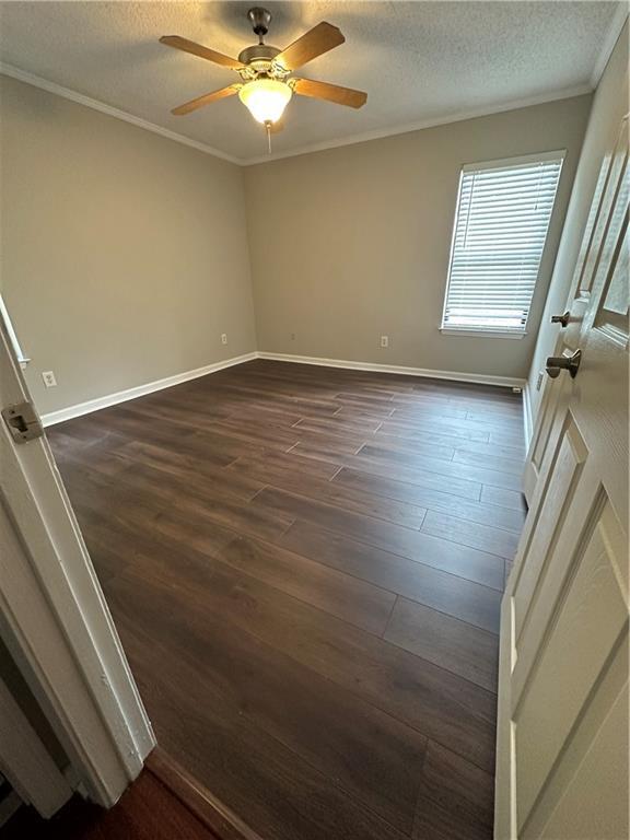 Building Photo - 1515 Huntingdon Chase