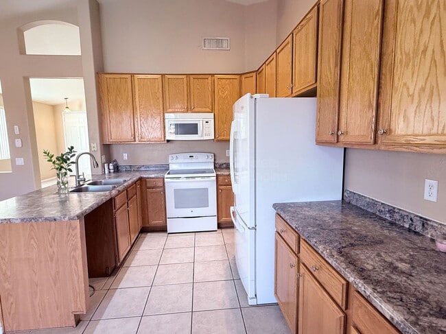 Building Photo - 6650 W Megan St