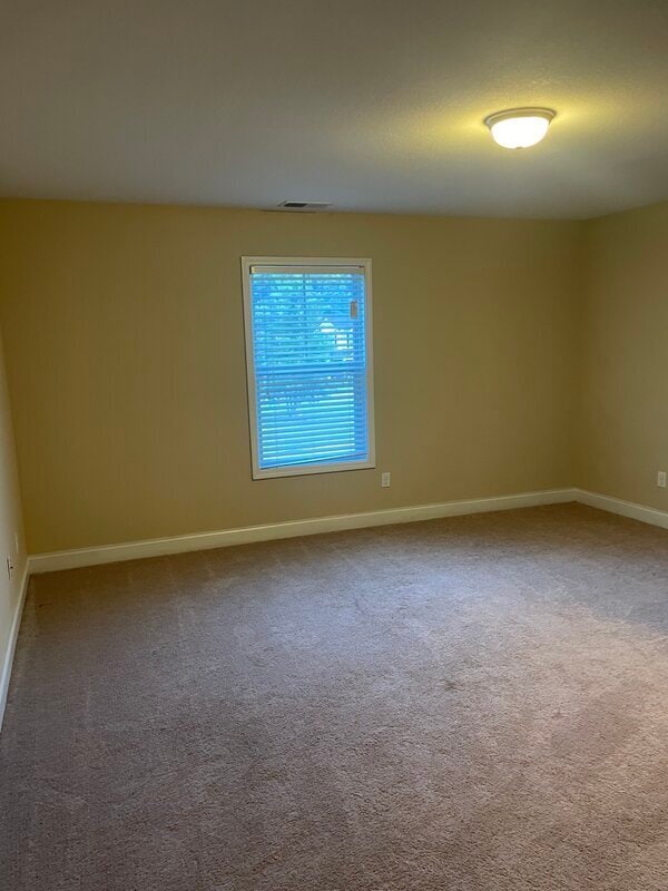 Building Photo - 426 Preakness Ln