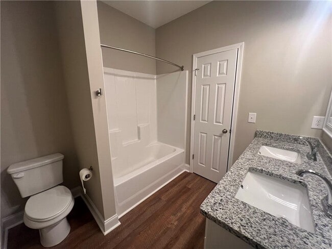 Building Photo - 536 Liberty Pk Dr