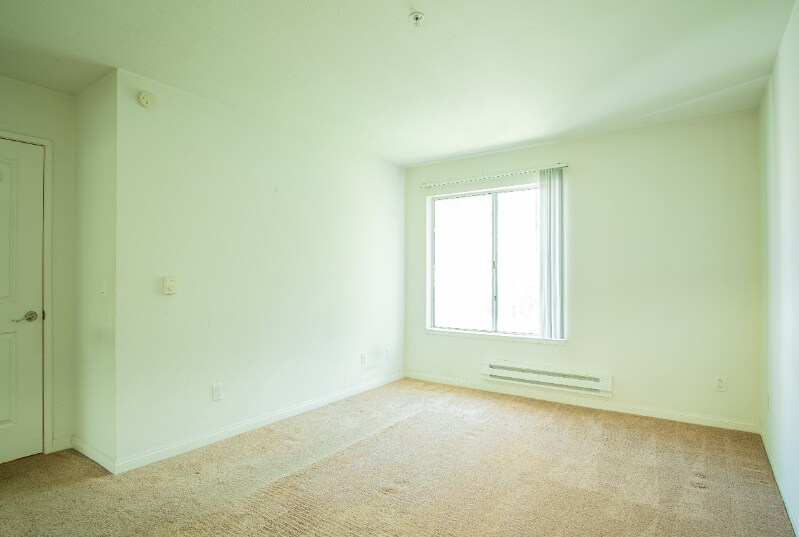 Building Photo - 2491 Creekside Ct