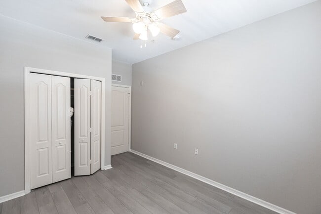Building Photo - $500 Off First Month’s Rent – Move in by O...