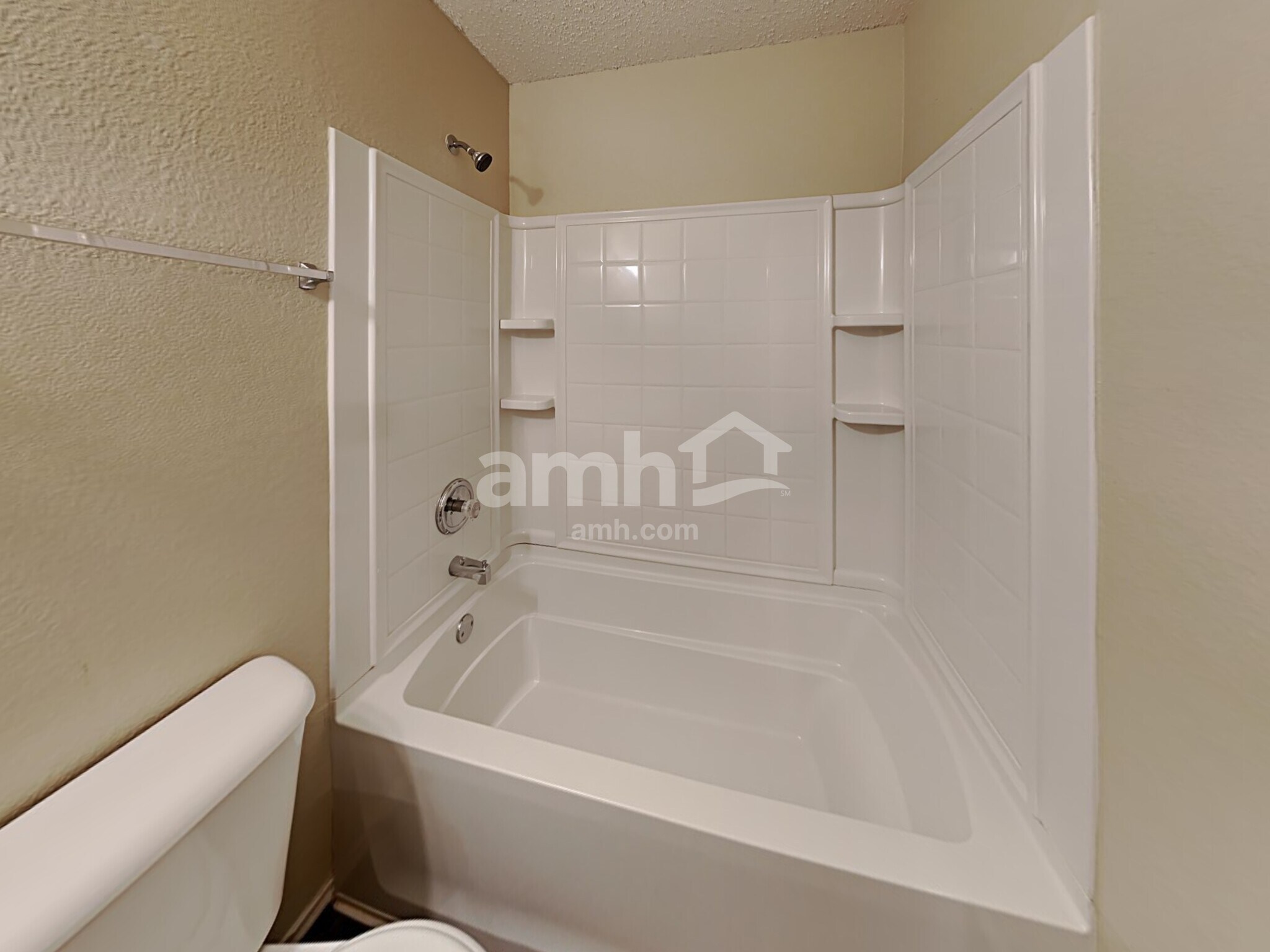 Building Photo - 3956 German Pointer Way