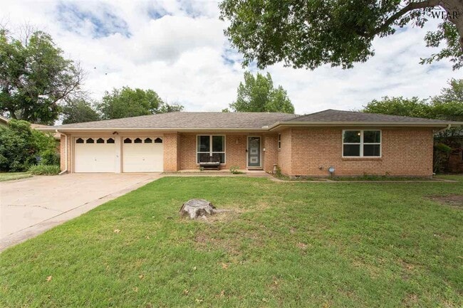 Building Photo - 2913 Radney Ln