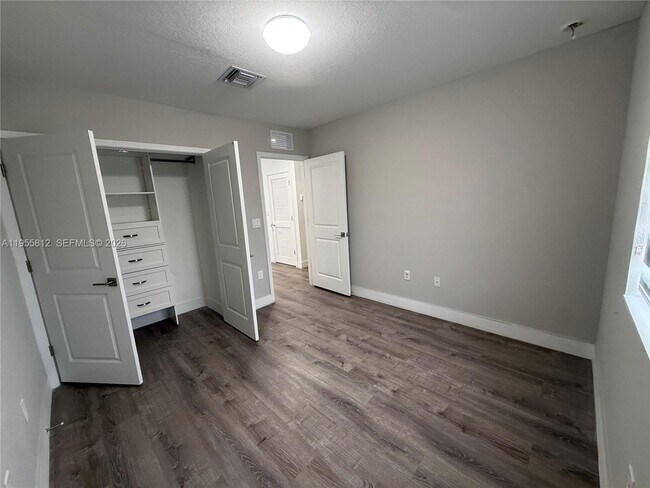 Building Photo - 20861 NW 9th Path