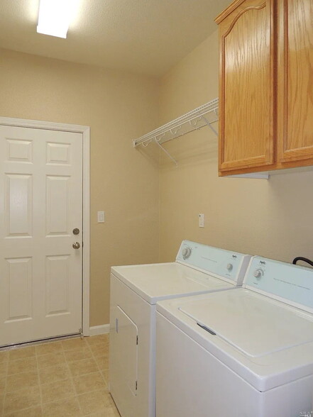 Laundry room - 545 Birch Ridge Drive