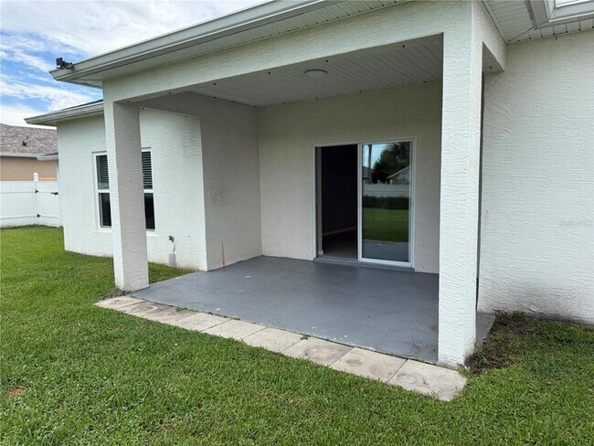 Building Photo - 125 Florida Park Dr N