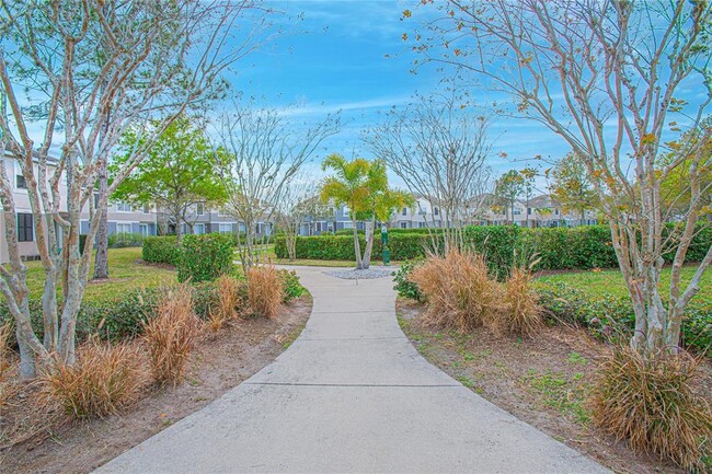 Building Photo - 6468 S Goldenrod Rd