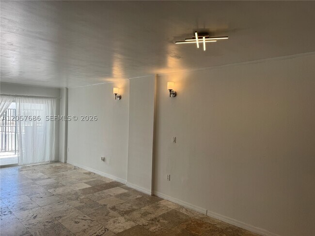 Building Photo - 1345 West Dr