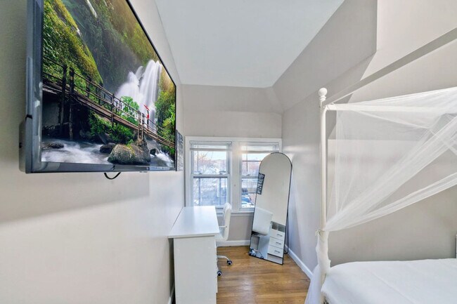 Building Photo - 61 Washington Terrace