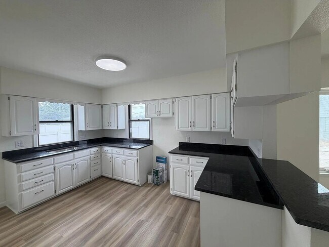 Building Photo - 3131 Ave A