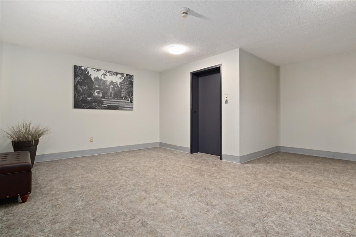 Building Photo - 150 Rumford Ave