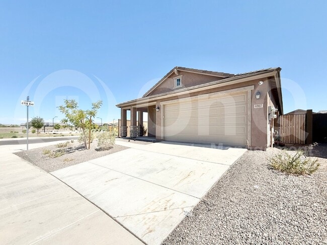 Building Photo - 6907 W Pedro Ln