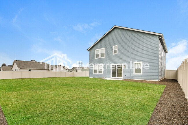 Building Photo - 15190 Nimbus Way