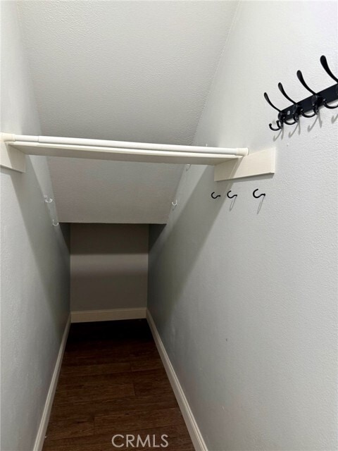 Building Photo - 64 Rabano