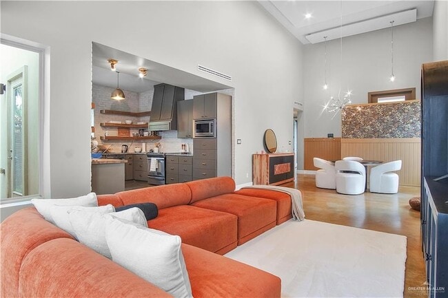 Building Photo - 1824 Harvard Ave