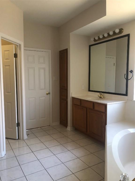 Building Photo - 5356 Magdelena Dr