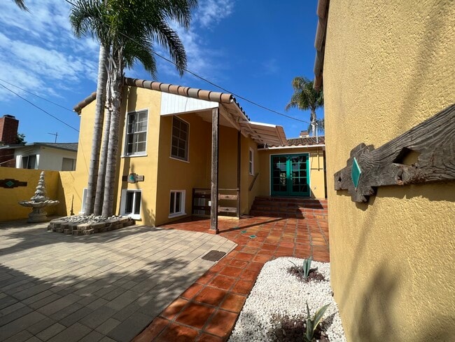 Back of house - 8047 Campion Dr