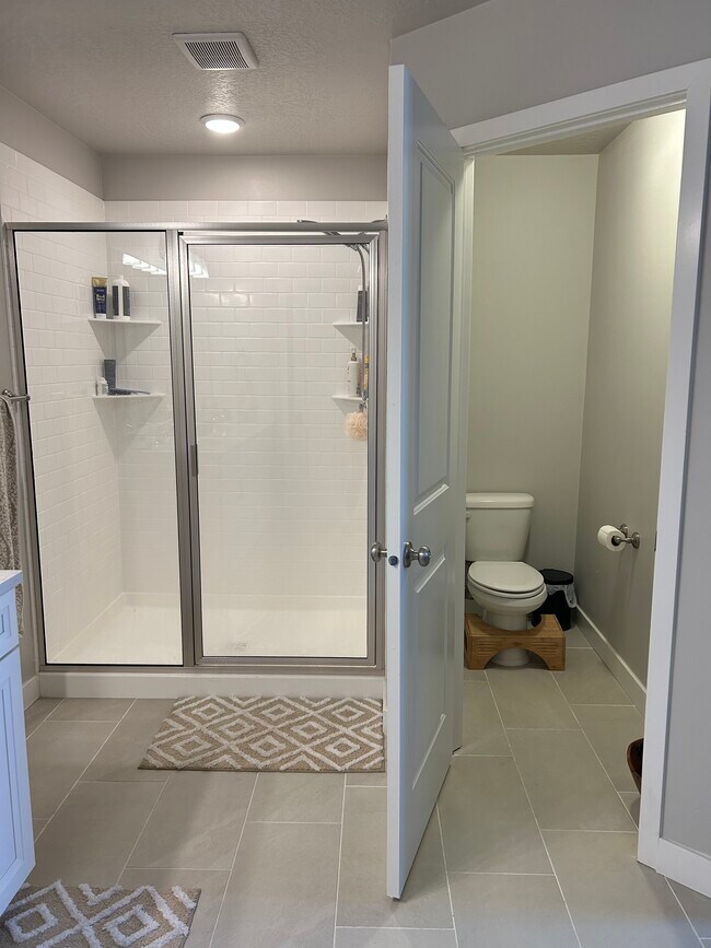 Building Photo - 3780 3215 W