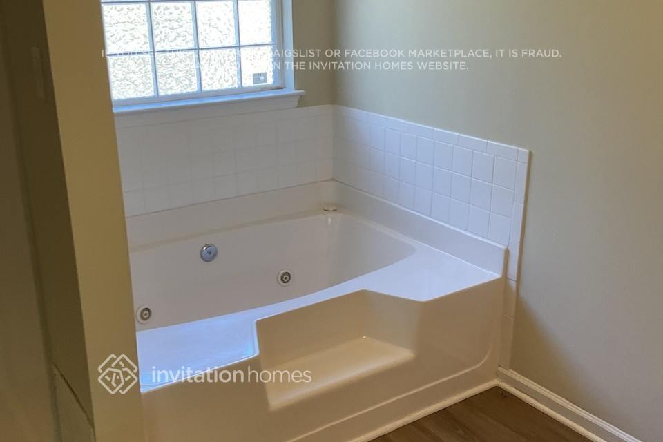 Building Photo - 3204 Timber Ridge