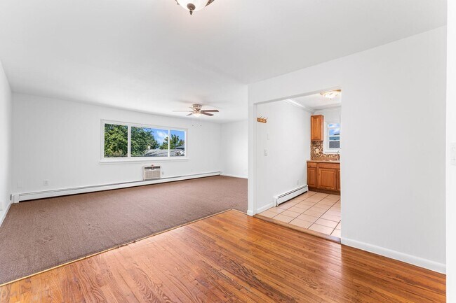 Primary Photo - 706 Liberty Ave