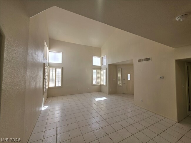 Building Photo - 8008 Dover Shores Ave