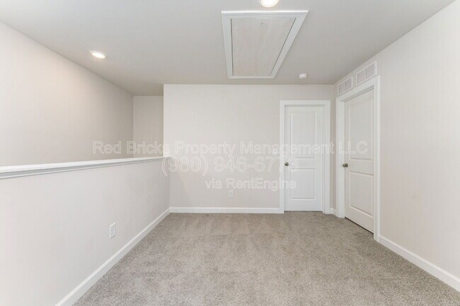 Building Photo - 2003 Old Rivers Rd