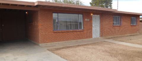 Building Photo - 2402 S Calle Yucatan