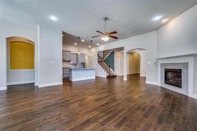 Building Photo - 8613 Tutbury Pl