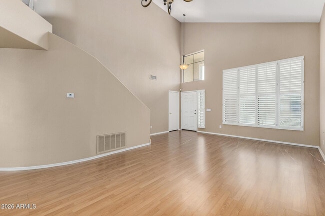 Building Photo - 4334 E Anderson Dr