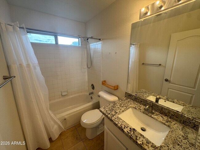 Building Photo - 7187 S Parkside Dr