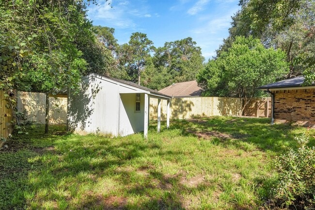 Building Photo - 345 Maple Ln