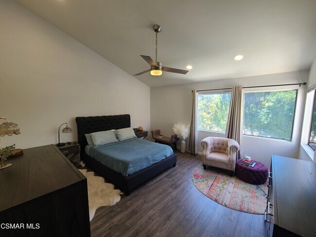Building Photo - 833 Shadow Lake Dr