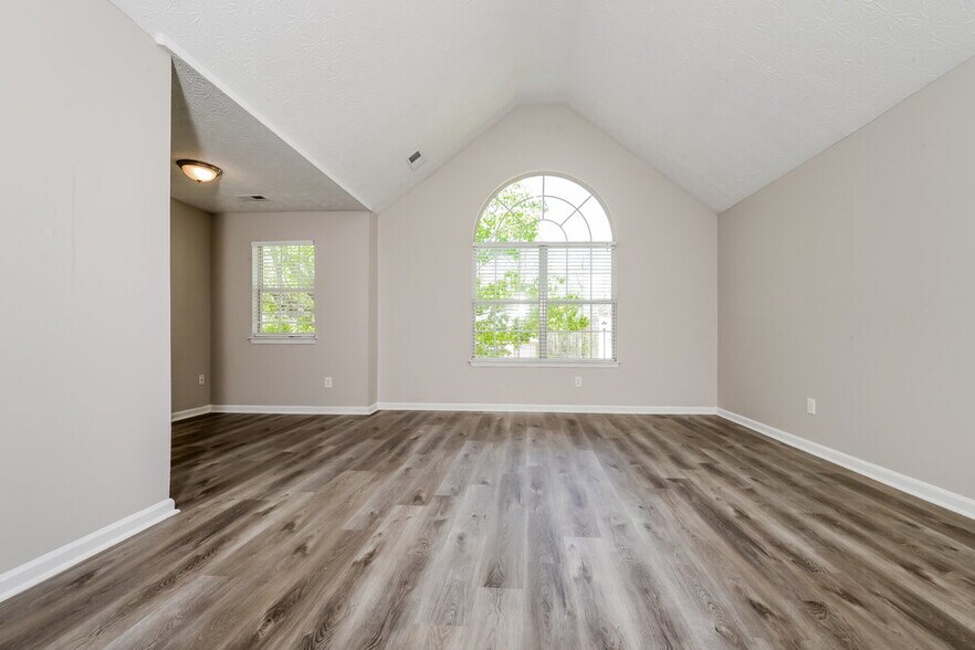 Building Photo - 1110 Ivey Ln