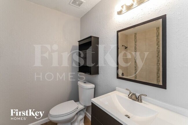 Building Photo - 2484 Albaca Dr
