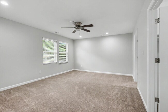 Building Photo - 6324 Grimes Ave