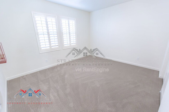 Building Photo - 959 W Zion Pl